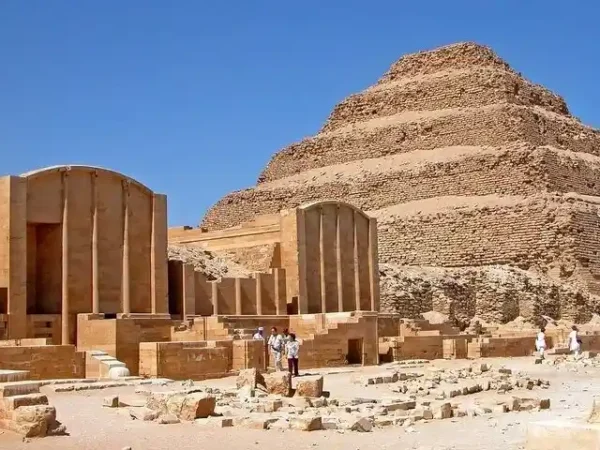 Cairo & Giza Pyramids Private Day Tour from Sokhna Port – GEM & Saqqara